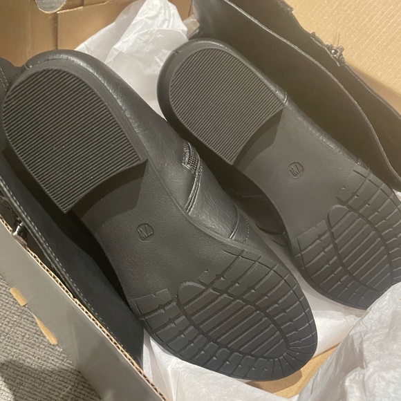 Ladies boots - Picture 4 of 4